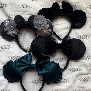 Lot of 4 Mickey/Minnie Mouse Ears, Small Shop, Handmade, Disney World Disneyland